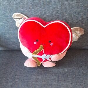 NWT Hallmark Cupid Heart Valentine's Musical Plush